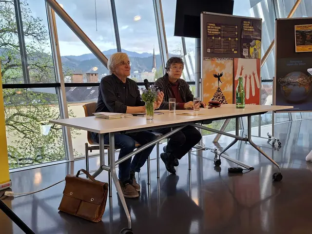 Eine österreichweite Lesereise führte Erich Hackl und Marbel Sandoval Ordonez nach Leoben. | Foto: Balder Ortner