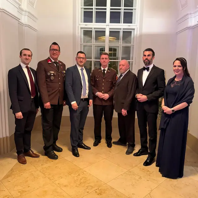 Glanzvolle Nacht beim Feuerwehrball in Wiener Neustadt