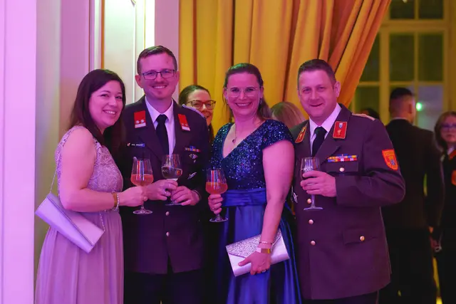 Glamouröser Wiener Neustädter Feuerwehrball