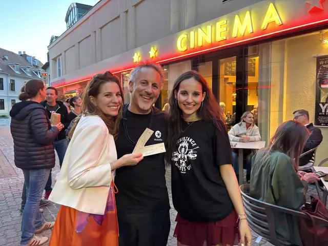 Carmen Jeitler-Cincelli, Richard Ladkani mit Tochter Maya. | Foto: Mirjam Preineder