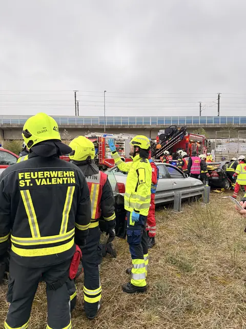 Foto: Bfkdo Amstetten/FF St. Valentin