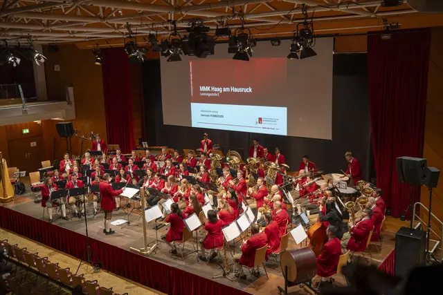 Zwölf Orchester zeigten ihr beeindruckendes Können in Bad Schallerbach