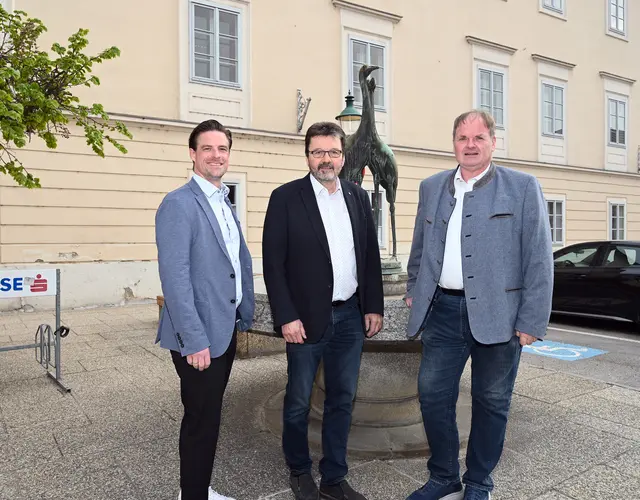 Nach den Gemeinderatswahlen in Niederösterreich 2025 setzt sich der Gemeinderat aus 16 Mandaten der ÖVP, 5 der SPÖ, 5 der FPÖ, 2 der Grünen und 1 der NEOS zusammen. | Foto: Hohenegger