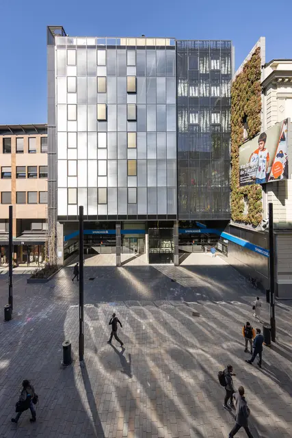 Die Tiroler Sparkasse verzeichnet solides Geschäftsjahr 2025 | Foto: Thomas Steinlechner