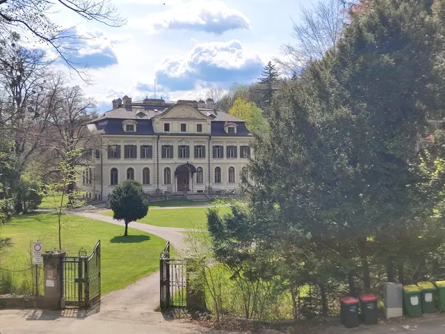 Die Villa Schoeller visavis der Kapelle... | Foto: I. Wozonig 