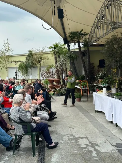 Garten-Talkshow in der Garten-Arena.