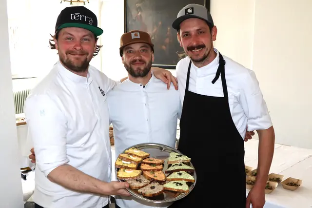 Etliche "Hauben" und "Löffel" auf einem Bild: Johann Schmuck, Maximilian Grandtner, Leo Kogelek /v.l.) | Foto: Gerhard Langmann