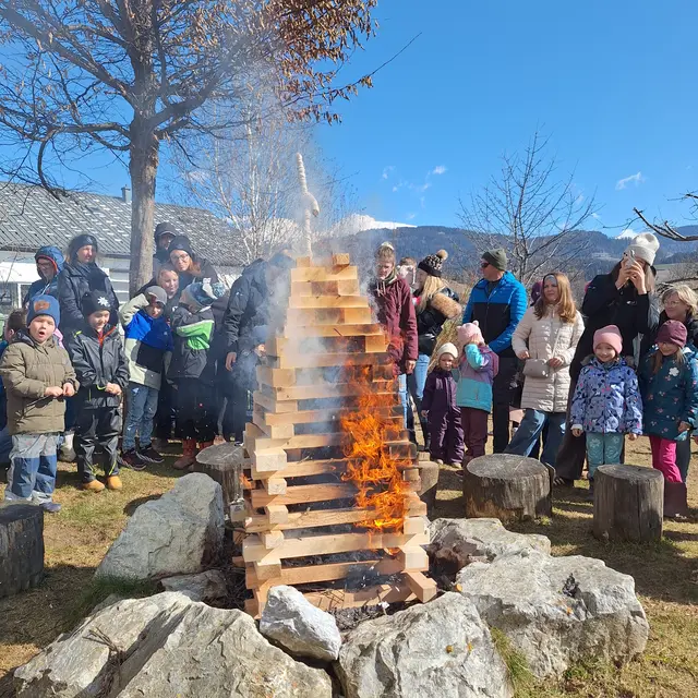 Brauchtum und Kinderlachen: Ein gelungenes Osterfest im Kinderland Pagitsch