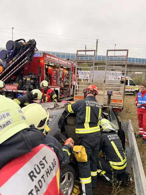 Foto: Bfkdo Amstetten/FF St. Valentin