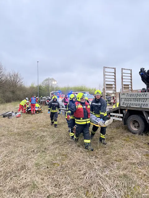 Foto: Bfkdo Amstetten/FF St. Valentin