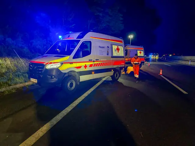 Zwei Fahrzeuge des Roten Kreuzes Voitsberg-Köflach waren ebenfalls am Einsatzort. | Foto: FF Mooskirchen