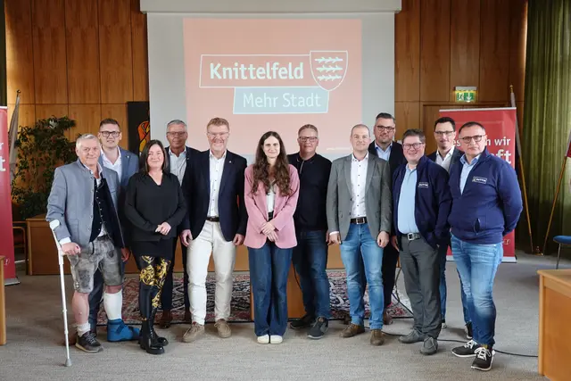 Die Stadtgemeinde Knittelfeld und einige Unternehmer präsentierten wichtige Investitionen für die Stadt Knittelfeld. | Foto: MeinBezirk/Blinzer