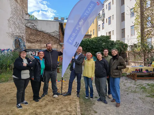 Auch heuer wird das "Grätzlplatzl" in der Johnstraße 37 zum Treffpunkt im Bezirk. Neu im Programm ist der Pop-up "Kost-Nix-Laden", der monatlich stattfinden wird. | Foto: Z.V.g.