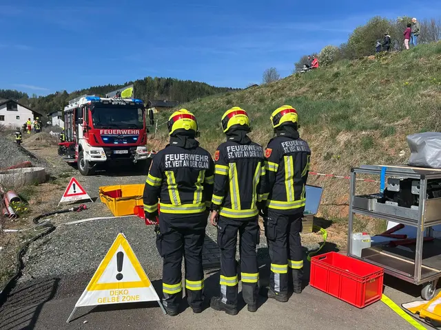 Knapp 600 Einsatzkräfte übten simulierte Katastrophen