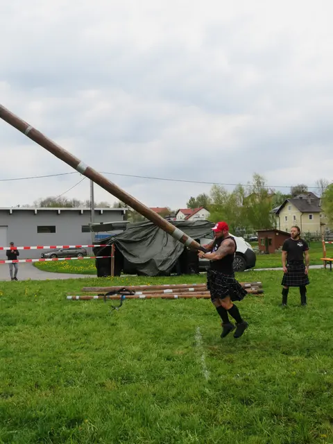 Das Baumstammwerfen war einer der Höhepunkte der Highland Games. | Foto: Daniel Aiterbichler