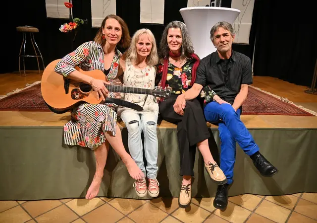 Margot Selina Wendt, Maria Sukub Weber sowie Doris Hauser und Jürgen Engelmayr.  | Foto: Hauser