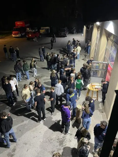 Gefeiert wurde bis in die späten Abendstunden. | Foto: Michael Zehetner/FF Wopfing