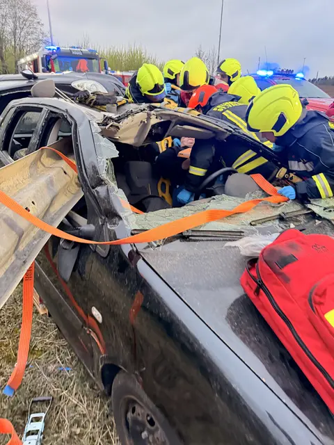 Foto: Bfkdo Amstetten/FF St. Valentin