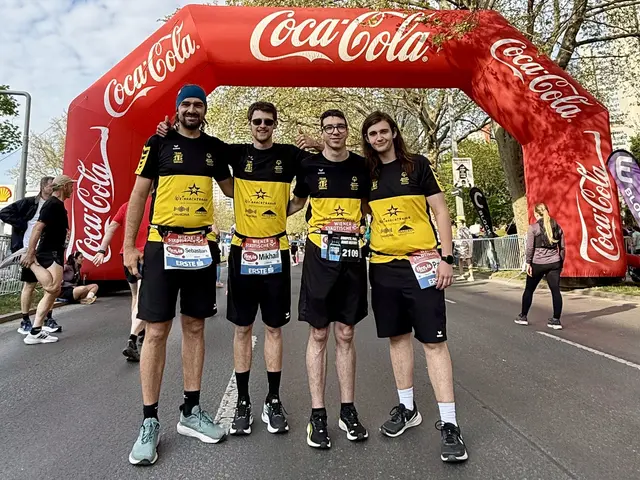 Sebastian Koller, Mikhail Pisanko, Christian Liszt und Patrick Lueger beim Halbmarathon-Start | Foto: Sebastian Koller