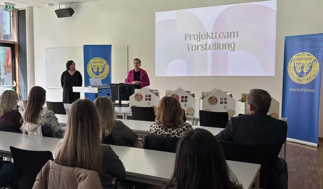 Die Inhalte wurden mithilfe von Experten erstellt.  | Foto: Barbara Fluckinger