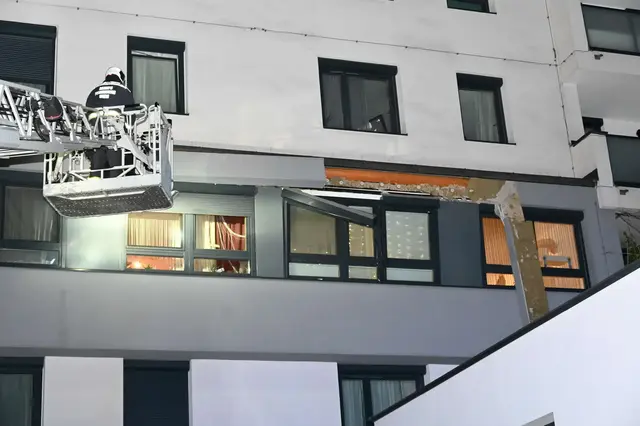 Bei einem Brand in einem Wohnhaus in Simmering am Montagabend ist ein 59-jähriger Mann schwer verletzt worden. | Foto: Stadt Wien | Feuerwehr