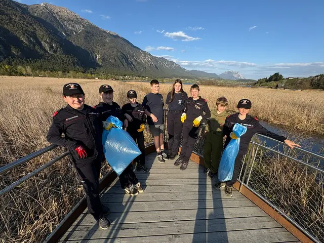 Feuerwehrjugend Hermagor sammelt Müll rund um den Pressegger See