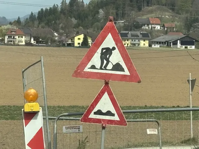 Bei der Kreuzung Keutschacher Straße werden Grabungsarbeiten durchgeführt. (Symbolfoto) | Foto: MeinBezirk/Lea Kainz