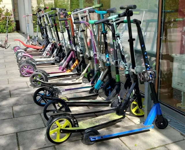 Neue Abstellplätze für Tretroller werden in Randegg und in Steinakirchen am Forst geschaffen. | Foto: Bollwein/NÖ.Regional