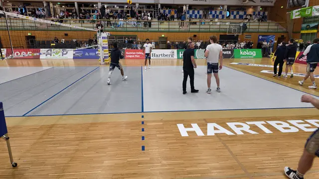 TSV Volleyball Raiffeisen Hartberg : UVC Mc Donald RiedDie Haie greifen wieder an