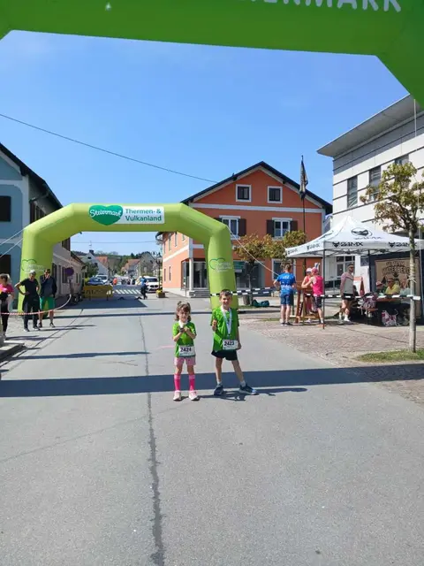 Beim H2O Kids Run in Bad Waltersdorf gingen die jüngsten Läufer des Vereins an den Start. | Foto: LAC Unlimited