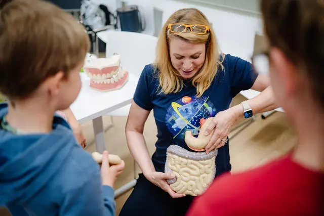 Forschung zum Anfassen: Die Universität für Weiterbildung Krems öffnete ihre Türen für ein breites Publikum. | Foto: Skokanitsch Fotografie
