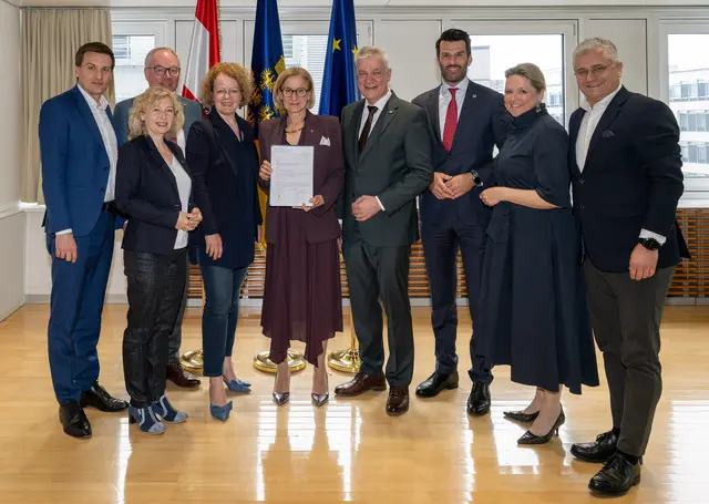 Einstimmiger Beschluss der NÖ Landesregierung zur Gesundheitsregion Weinviertel 2040. | Foto: Land NÖ