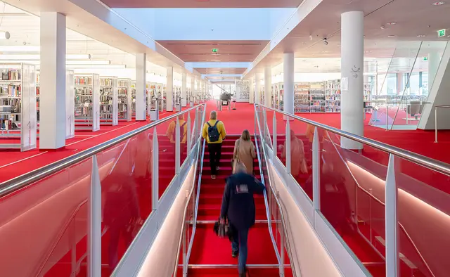 Kinder zwischen 8 und 14 Jahren übernehmen am Freitag, 24. April, die Stadtbibliothek.
Beim Rahmenprogramm vom Verein Spektrum können Kinder ohne Anmeldung mitmachen. | Foto: Stadt Salzburg/Alexander Killer