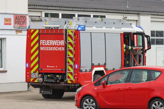 Gefahr ging von einer Propangasflasche in einem Wohnwagen in Weißkirchen aus, aus dem der Inhalt entwich. | Foto: laumat.at