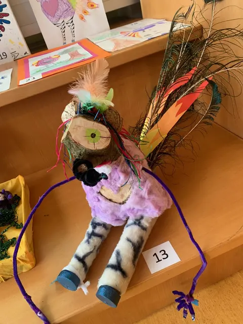 Kunst über das Klassenzimmer hinaus:  Auch Eltern und andere Familienmitglieder wurden in das Projekt miteinbezogen. | Foto: MS Lebring