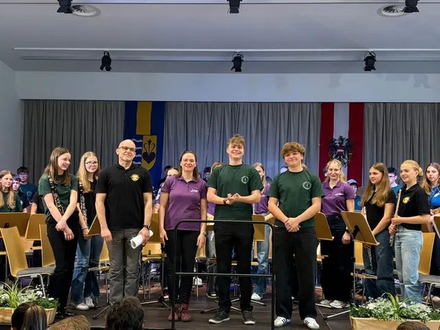 Die Jungmusiker spielten unter der Leitung von Franz Flotzinger, Marion Kroißmayr, David Neudorfer und Bastian Reischenböck. | Foto: MMK Schörfling