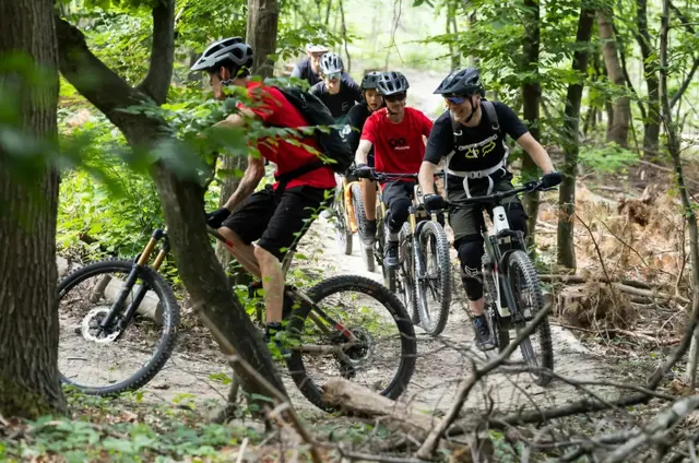 Foto: (Symbolbild:) Der legendäre Singel-Trail am Mutttersberg verbindet anspruchsvollen Fahrspaß mit einem respektvollen Miteinander in der Natur.