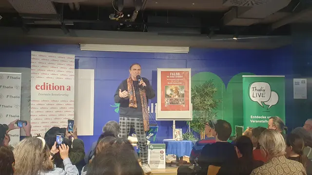 Buchpräsentation von Rudi Dolezal im Thalia Wien Mitte