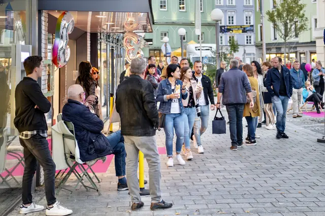 Innenstadt und Weberzeile laden zur Rieder Shopping Night