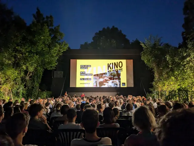 Das Sommerkino stockt in der Naturarena von 412 auf knapp 500 Sitzplätze auf.  | Foto: Filmarchiv Austria