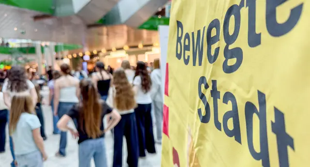 Salsa zum Mitmachem im Europark Salzburg | Foto: Stadt Salzburg/Wildbild