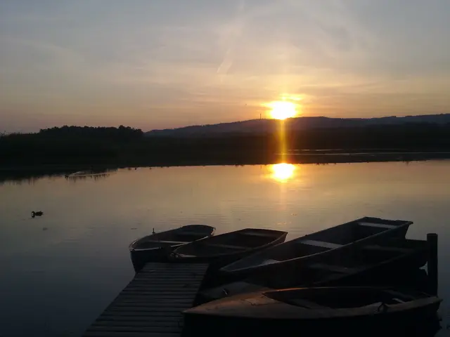 Sonnenuntergang in Hagenau - ein idyllischer Ort zum spazieren gehen.
