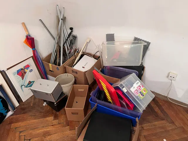 [Anzeige] Wohnungsräumung Wien: Worauf es bei Gemeindewohnungen und Genossenschaftswohnungen wirklich ankommt