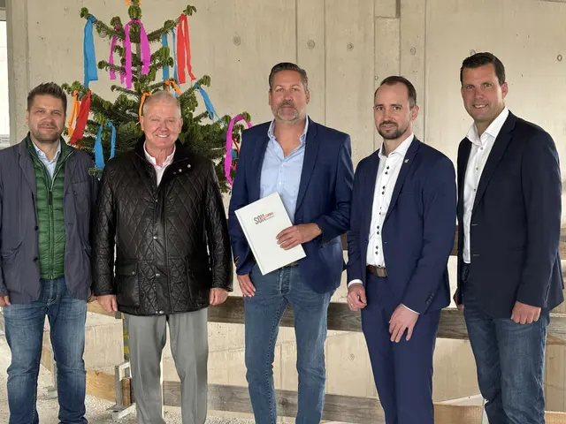 Groß war die Freude bei der Gleichenfeier im Mai des Vorjahres. | Foto: MeinBezirk/Kerstin Müller