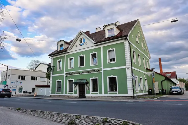 Seit 1904 gibt es das Gasthaus "Auerhahn", damals noch Steg, mittlerweile – bald gibt es wieder traditionelle Hausmannskost. | Foto: Reischl (alle)