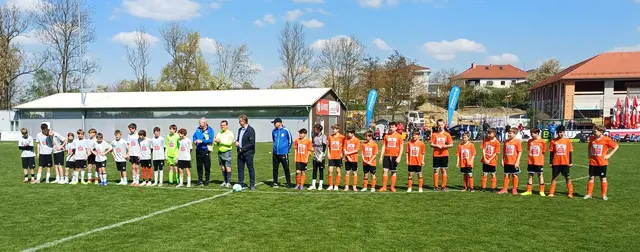 Vor dem Anpfiff des Finalspiels | Foto: Froschauer