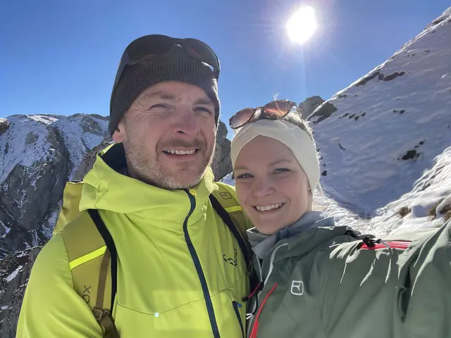 Julia Tamborini und Sebastian Archut lieben beide die Berge und freuen sich auf die neue Herausforderung als Hüttenwirte.  | Foto: Alpenverein/Zittelhaus GesbR, Creative Commons BY-NC-SA 4.0