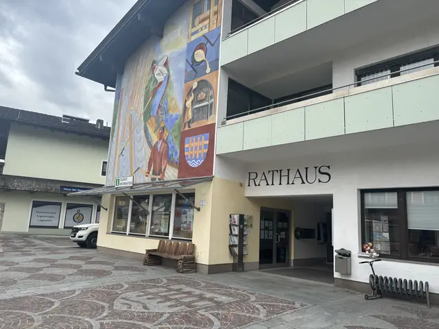 Schuldenabbau, Trinkwasserversorgung und moderner Recyclinghof