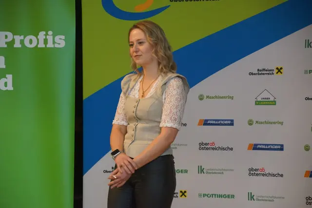 Maria Ratzenböck von der Landjugend Kopfing schaffte es mit ihrer Spontanrede auf Platz 2. | Foto: Landjugend OÖ