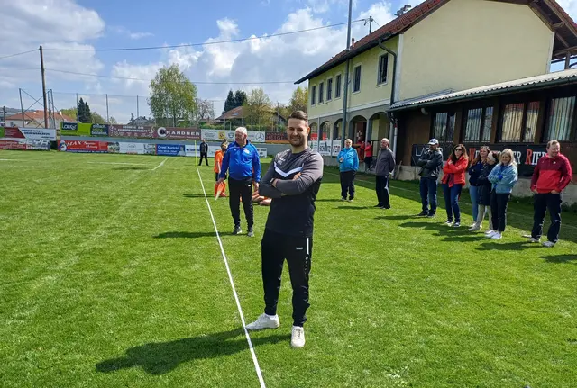 Pabneukirchen-Betreuer Patrick Uhl | Foto: Froschauer